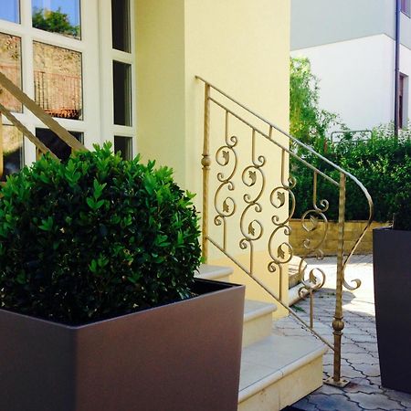 זנוימו Hotel Katerina מראה חיצוני תמונה