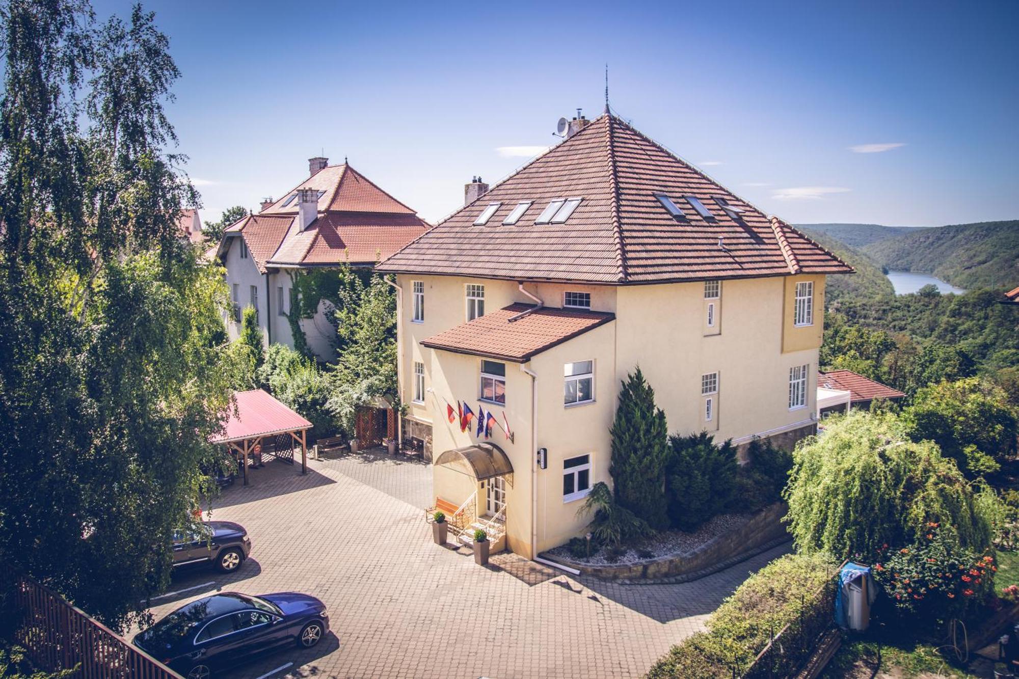 זנוימו Hotel Katerina מראה חיצוני תמונה
