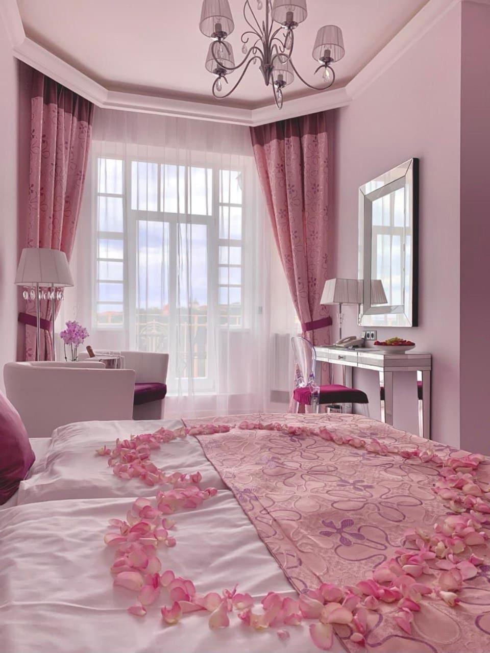 זנוימו Hotel Katerina מראה חיצוני תמונה